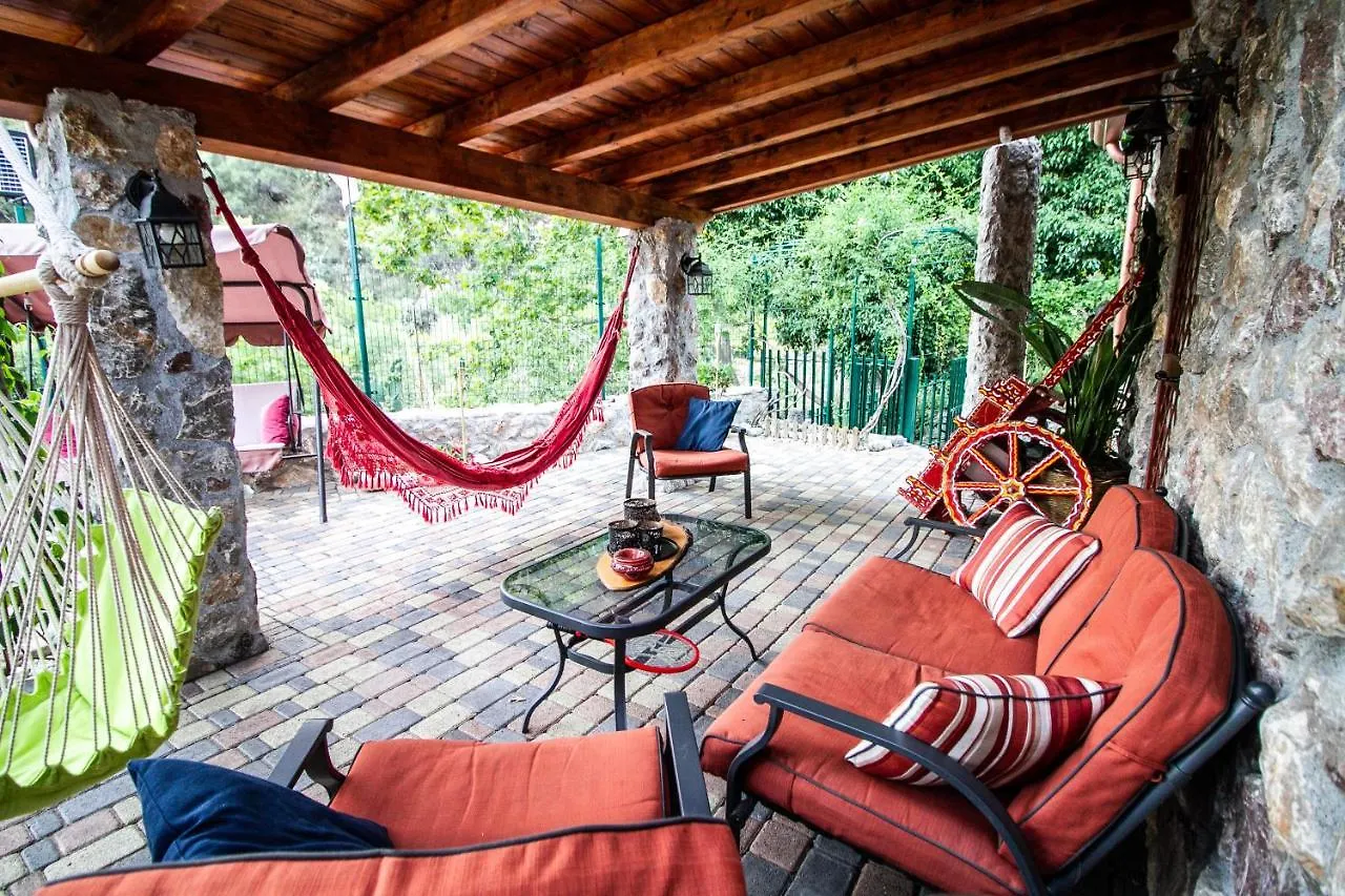 Orman Evi Le Muse Country House - Gole Alcantara Motta Camastra İtalya