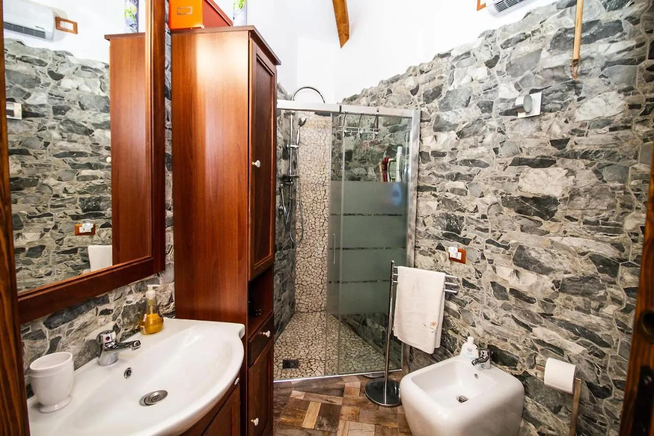 Le Muse Country House - Gole Alcantara Motta Camastra