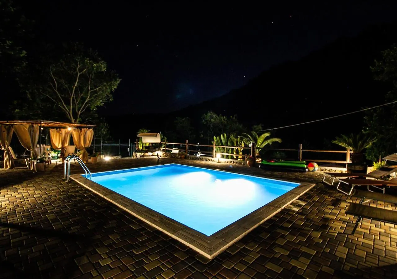 Le Muse Country House - Gole Alcantara Motta Camastra Italy