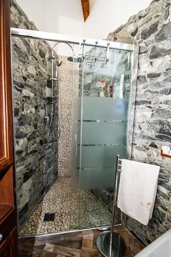Le Muse Country House - Gole Alcantara Motta Camastra Orman Evi