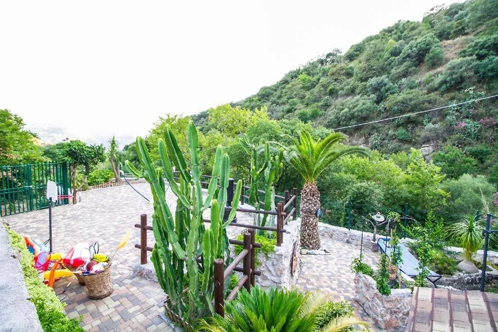 Le Muse Country House - Gole Alcantara Motta Camastra Italy